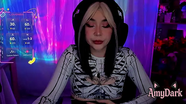  AmyDark online show from September 18, 2025, 12:01 am