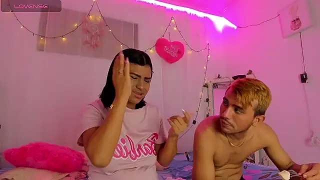 catalina and roger online show from March 14, 2025, 7:26 am