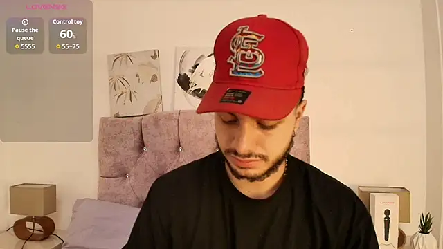 Amadeo Wild online show from December 20, 2025, 2:57 pm