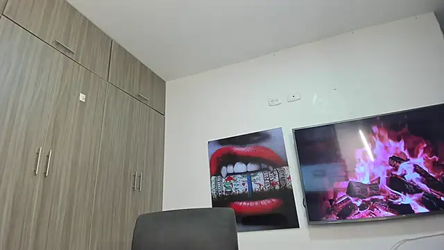 CbumDick online show from February 6, 2025, 10:53 pm