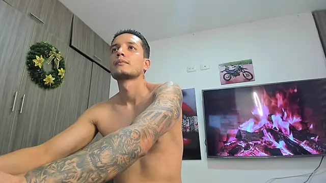 CbumDick online show from February 13, 2025, 8:34 pm