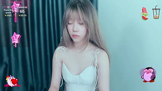 Snapshot of -Poison-Ivy- chatting on December 5, 2024, 8:22 am -Poison-Ivy- online show from December 5, 2024, 8:22 am