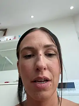 Snapshot of lola_tentatiion chatting on June 18, 2026, 9:14 am lola tentatiion online show from June 18, 2026, 9:14 am