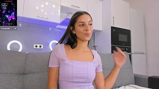 Maria  Candy online show from October 7, 2025, 12:02 pm