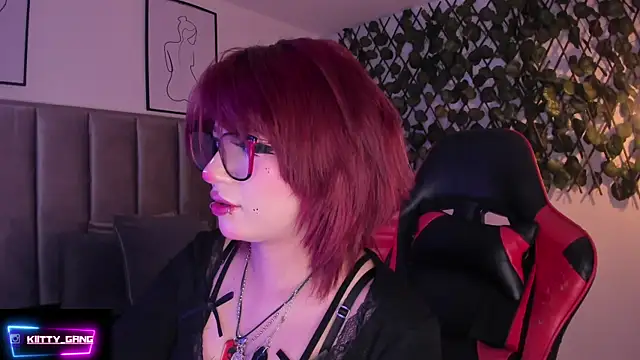 Kitty Gang online show from September 20, 2025, 2:45 am