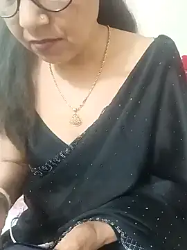 Snapshot of Saroj-Shah chatting on March 7, 2026, 3:53 pm Saroj-Shah online show from March 7, 2026, 3:53 pm