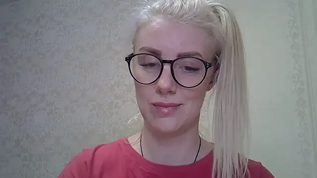 Snapshot of Pabonya91 chatting on February 11, 2025, 6:01 pm Pabonya91 online show from February 11, 2025, 6:01 pm