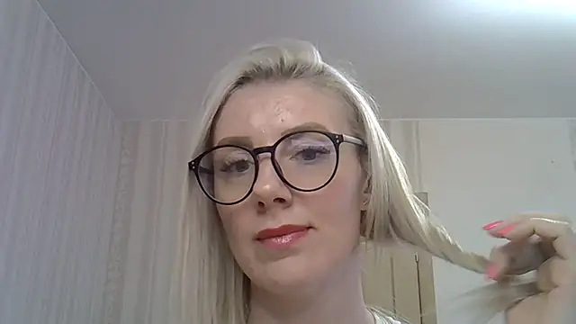 Snapshot of Pabonya91 chatting on March 14, 2025, 8:53 am Pabonya91 online show from March 14, 2025, 8:53 am