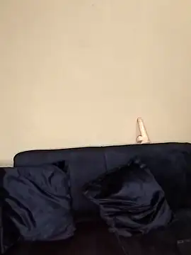 queenbboobs online show from September 28, 2025, 10:15 pm