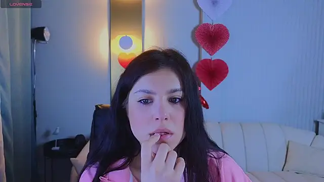 Jenna Adams  online show from February 20, 2025, 11:32 pm