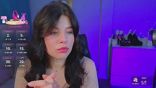 Jenna Adams  online show from September 22, 2025, 1:07 am