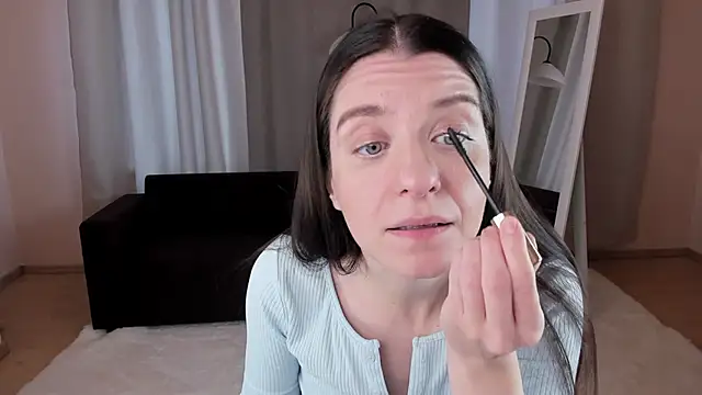 Snapshot of helentasty chatting on October 7, 2025, 2:42 am helentasty online show from October 7, 2025, 2:42 am