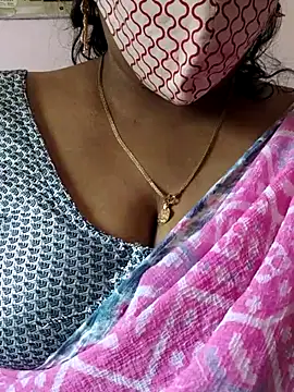 Snapshot of mallu-sumi chatting on August 6, 2026, 7:54 am mallu-sumi online show from August 6, 2026, 7:54 am