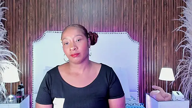 Krystal cambell1 online show from July 10, 2026, 3:33 am