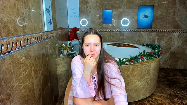 Mira Karter online show from December 20, 2024, 1:36 am