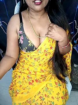 honey-sexy online show from February 17, 2025, 6:20 am