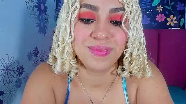 Lucy White   online show from October 21, 2025, 8:53 pm