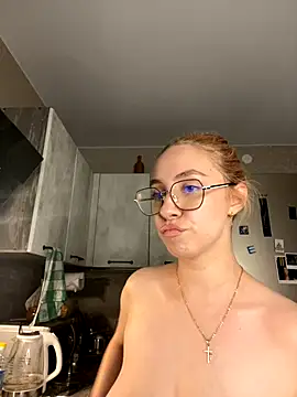 Snapshot of Kitty_Katrine chatting on September 20, 2025, 4:30 pm Kitty Katrine online show from September 20, 2025, 4:30 pm