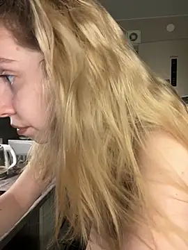 Kitty Katrine online show from February 7, 2026, 1:59 pm