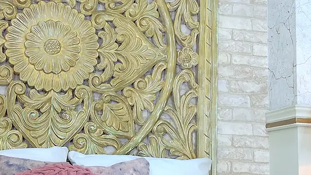 Snapshot of VanessaGlenn chatting on June 8, 2026, 1:00 pm VanessaGlenn online show from June 8, 2026, 1:00 pm
