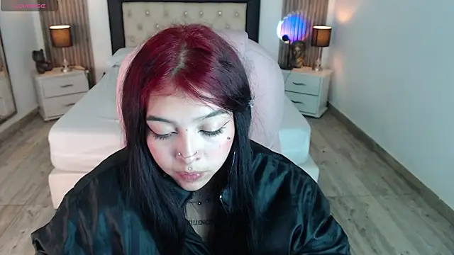 pettit courtny online show from January 9, 2025, 9:59 am