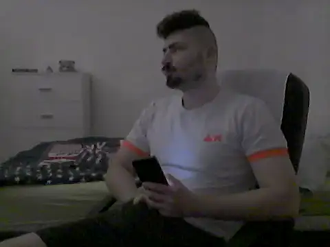 Snapshot of Hkl95555 chatting on October 15, 2025, 11:16 pm Hkl95555 online show from October 15, 2025, 11:16 pm