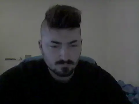 Snapshot of Hkl95555 chatting on November 14, 2025, 12:15 pm Hkl95555 online show from November 14, 2025, 12:15 pm