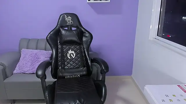 boomsar01 online show from January 12, 2025, 2:03 am