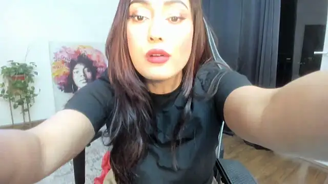 Snapshot of GoddessAnna chatting on March 8, 2025, 6:37 pm GoddessAnna online show from March 8, 2025, 6:37 pm