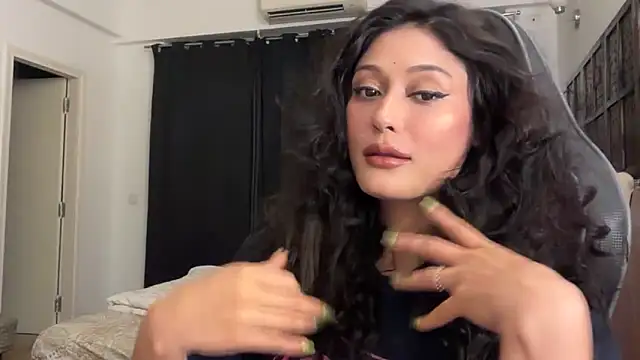 Snapshot of GoddessAnna chatting on March 10, 2026, 5:29 pm GoddessAnna online show from March 10, 2026, 5:29 pm