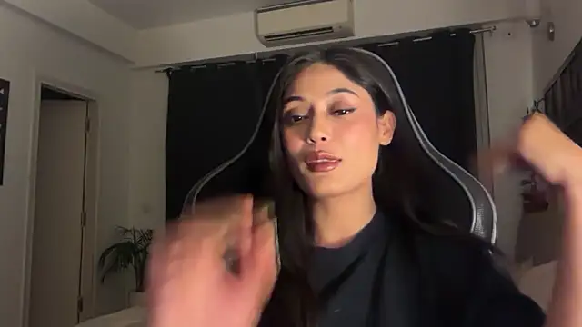 Snapshot of GoddessAnna chatting on March 23, 2026, 6:34 pm GoddessAnna online show from March 23, 2026, 6:34 pm