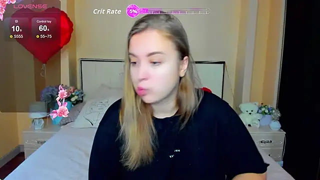 Snapshot of AlexissM chatting on October 6, 2025, 6:33 am AlexissM online show from October 6, 2025, 6:33 am