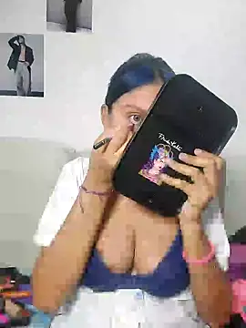 azulzulix online show from February 1, 2025, 1:55 am