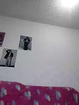 azulzulix online show from February 1, 2025, 10:59 am