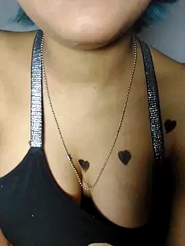 azulzulix online show from February 21, 2025, 9:45 am