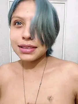 azulzulix online show from February 22, 2025, 12:38 am