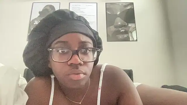 AveryJ99 online show from April 7, 2026, 1:00 pm