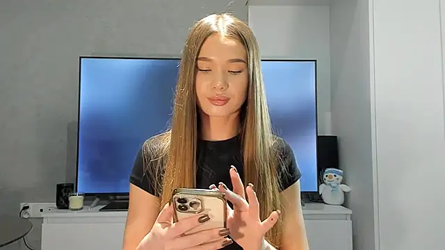 Snapshot of predatory_fury chatting on February 7, 2025, 8:20 pm predatory fury online show from February 7, 2025, 8:20 pm