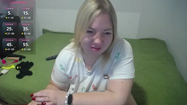 Snapshot of MARGARET_gem chatting on November 3, 2025, 5:52 am MARGARET gem online show from November 3, 2025, 5:52 am