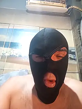 Snapshot of johngreece1 chatting on October 1, 2025, 9:43 pm johngreece1 online show from October 1, 2025, 9:43 pm