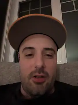 Snapshot of couplelti2 chatting on January 19, 2025, 6:53 am couplelti2 online show from January 19, 2025, 6:53 am