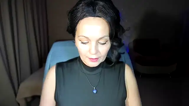 WitchBlueRose online show from September 28, 2025, 5:29 pm