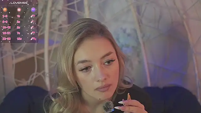 FlairCunard online show from February 10, 2025, 9:36 pm