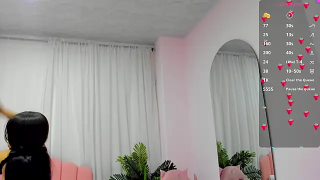 zoe rivers online show from February 15, 2025, 5:07 pm