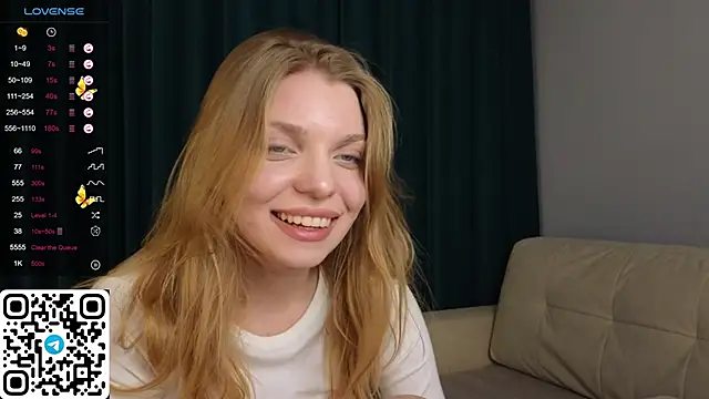 ElswythDecoursey online show from January 19, 2025, 8:09 pm