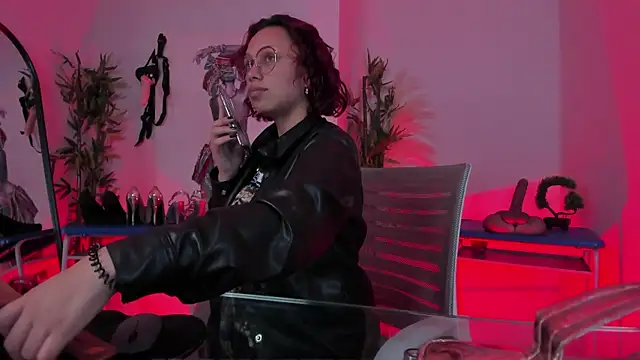 lilith-deveraux online show from February 10, 2025, 12:52 am