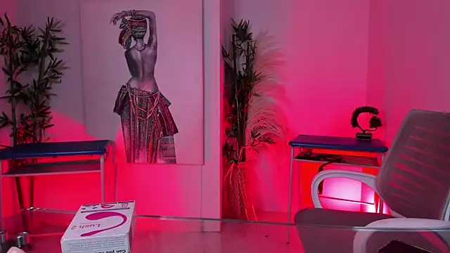 lilith-deveraux online show from February 17, 2025, 12:27 pm