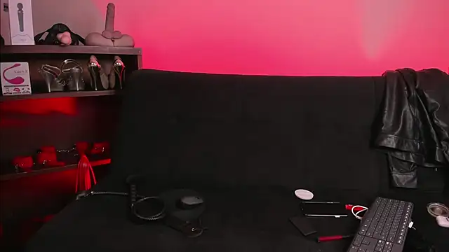 lilith-deveraux online show from February 20, 2025, 8:58 pm