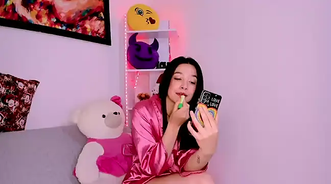 Snapshot of Manuelaa_mejiia chatting on December 7, 2024, 4:58 pm Manuelaa mejiia online show from December 7, 2024, 4:58 pm