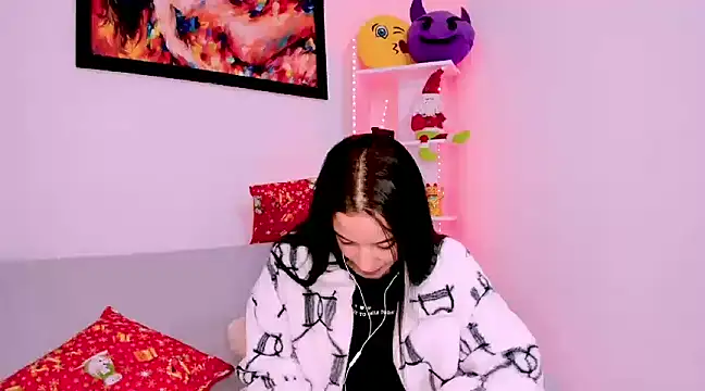 Snapshot of Manuelaa_mejiia chatting on December 14, 2024, 11:01 pm Manuelaa mejiia online show from December 14, 2024, 11:01 pm